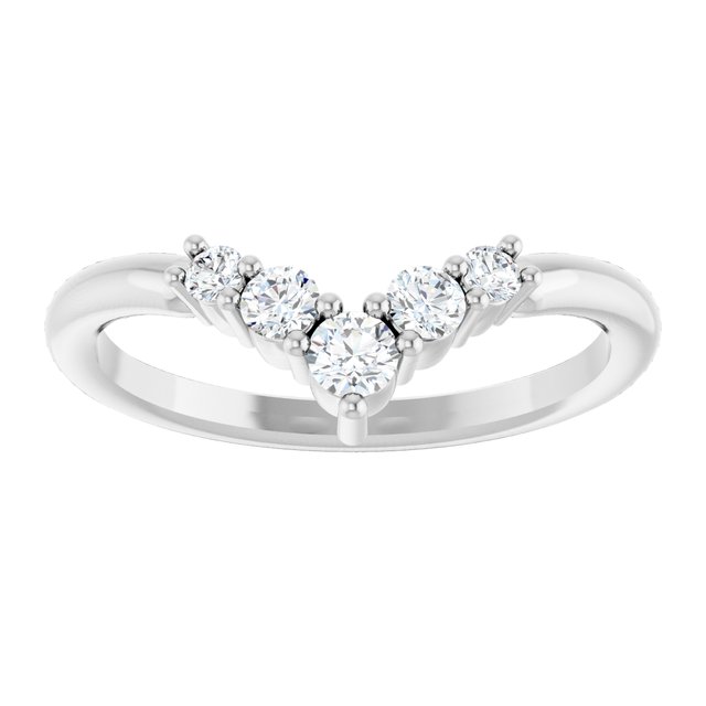 Accented Graduated V Ring