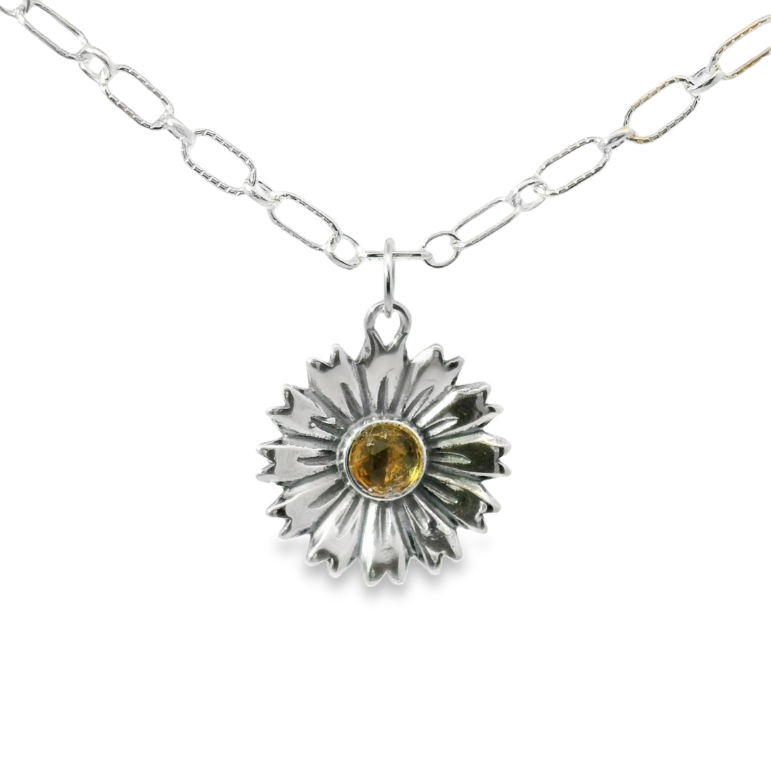 Elegant Silver Flower Necklace