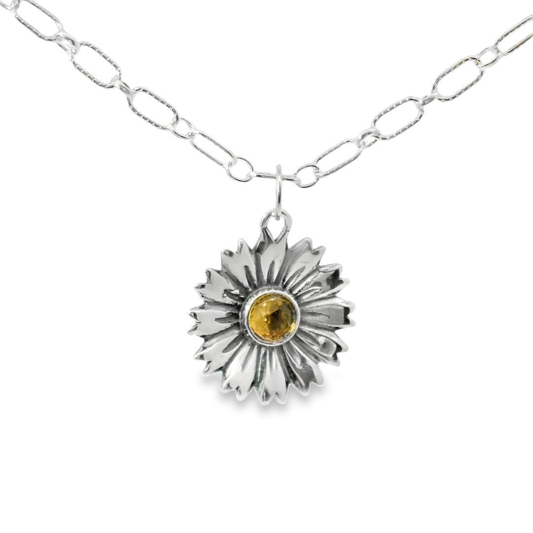 Elegant Silver Flower Necklace