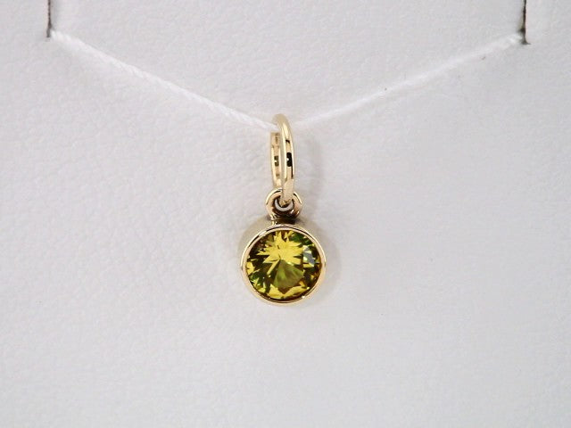 Posh Mommy? Imitation Birthstone Charm