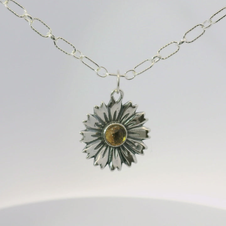 Elegant Silver Flower Necklace
